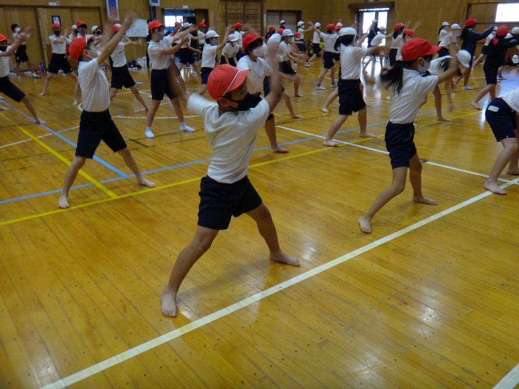 迫力満点 ソーラン節 半田市立乙川小学校